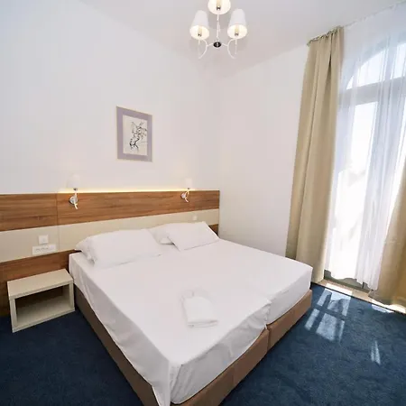 Boutique Mali Raj Hotel 4*