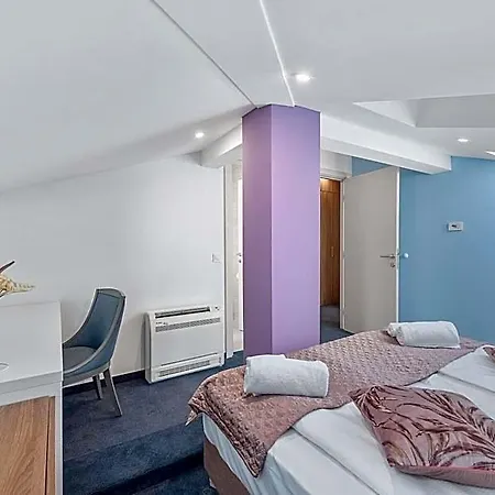 Boutique Mali Raj 4*