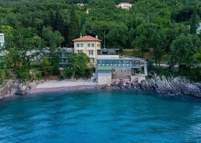 Ξενοδοχείο Boutique Mali Raj 4*