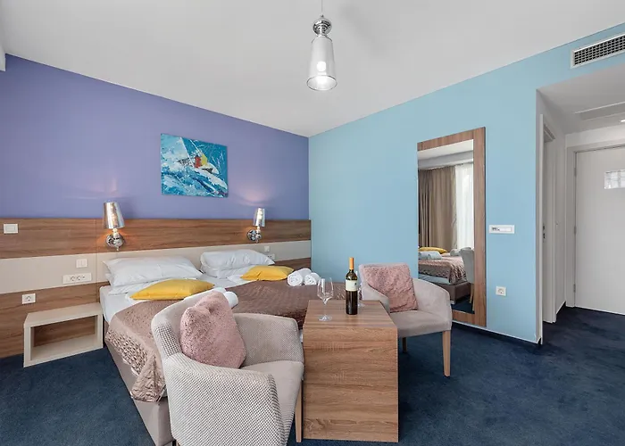 Boutique Mali Raj Οπατία