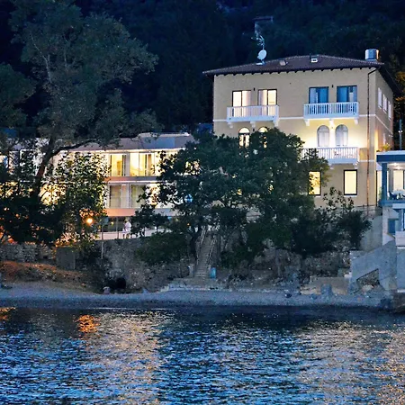 Boutique Mali Raj 4*